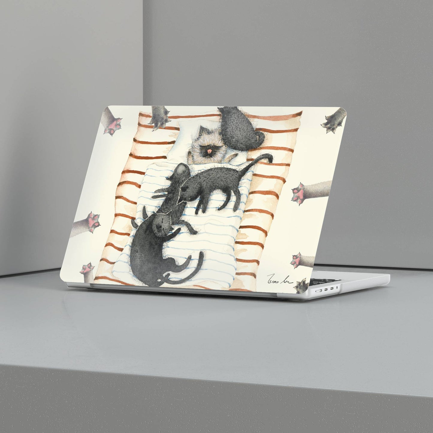 Sleeping Cats MacBook Case Peaceful Rest