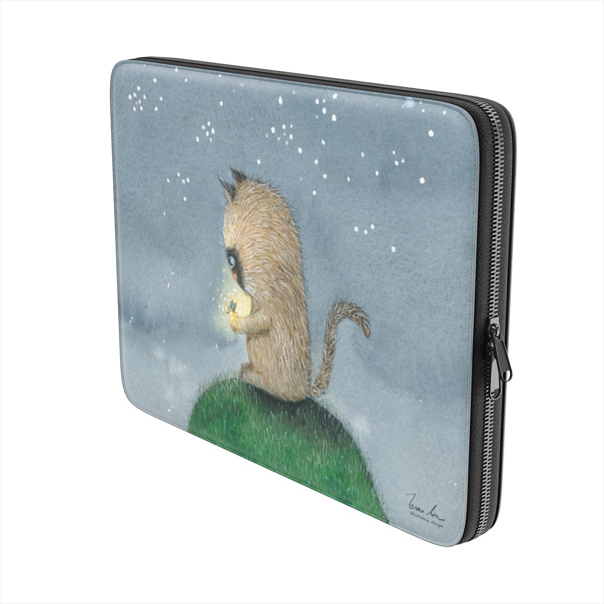 Blue Eyed Cat Laptop Sleeve