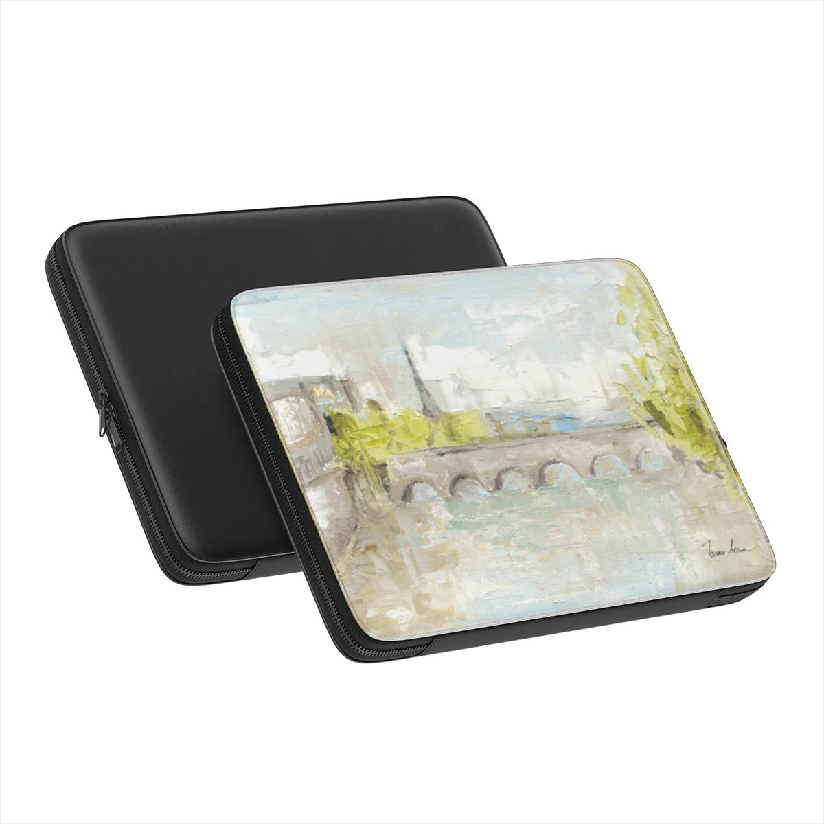 Housse d'ordinateur portable Paris Cityscape – Le long de la Seine