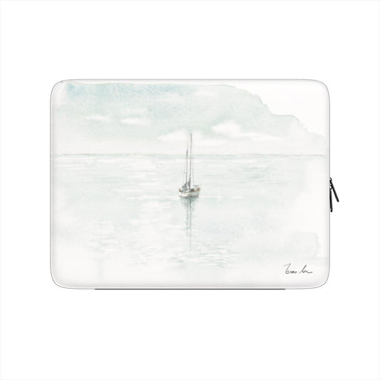 Housse d'ordinateur portable Voilier solitaire – Horizon calme
